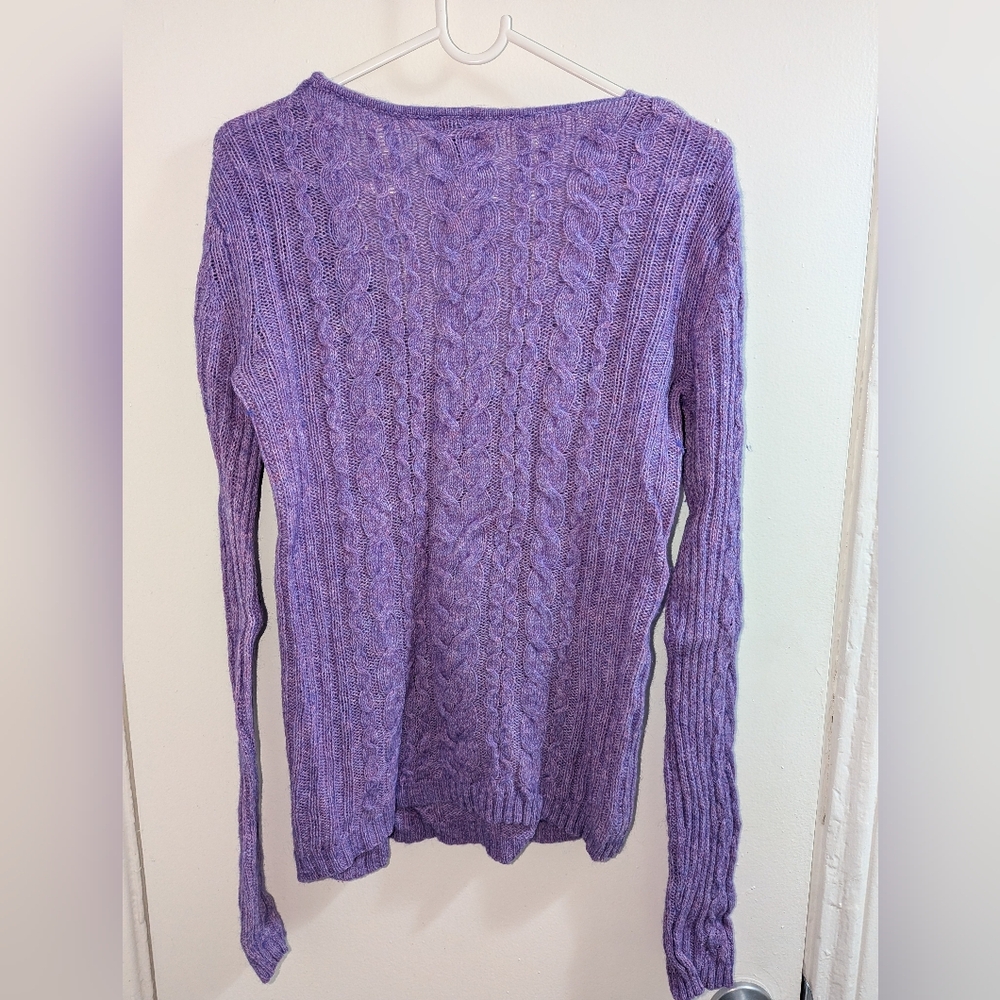GAP Women's V-Neck Wool Sweater in Lavender M - Picture 4 of 8